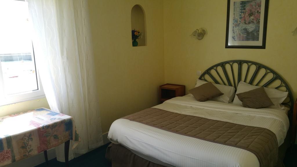 De La Hotel 3*